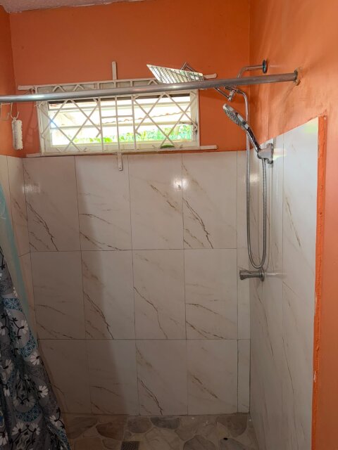 2 Bedroom 1 Bathroom For Rent