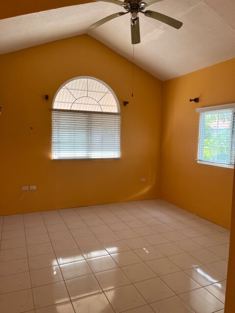 2 Bedroom /Living / Kitchen And Bathroom