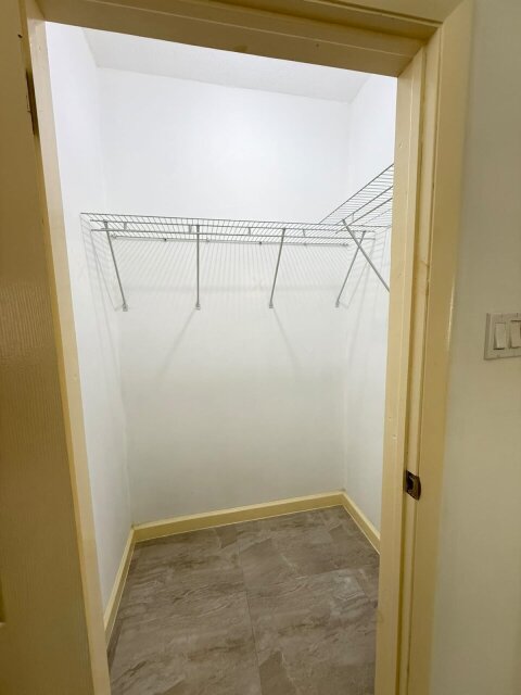 Modern 2 Bedrooms Apartment in Gated Community