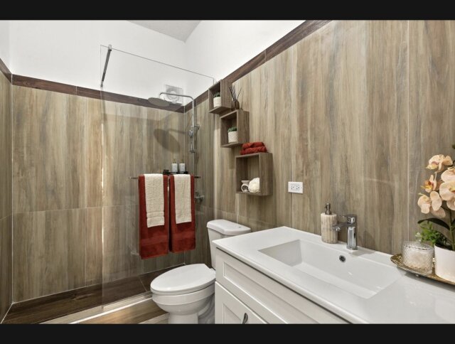 2 Bedroom 2 Bathroom