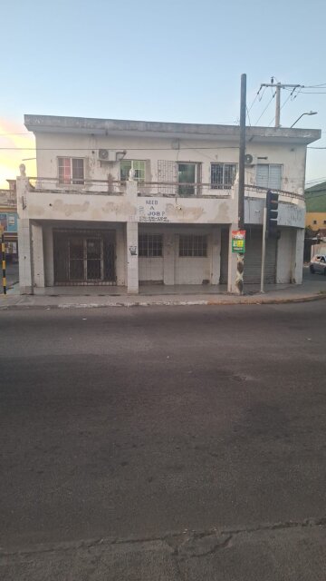 ? COMMERCIAL SPACE AVAILABLE??